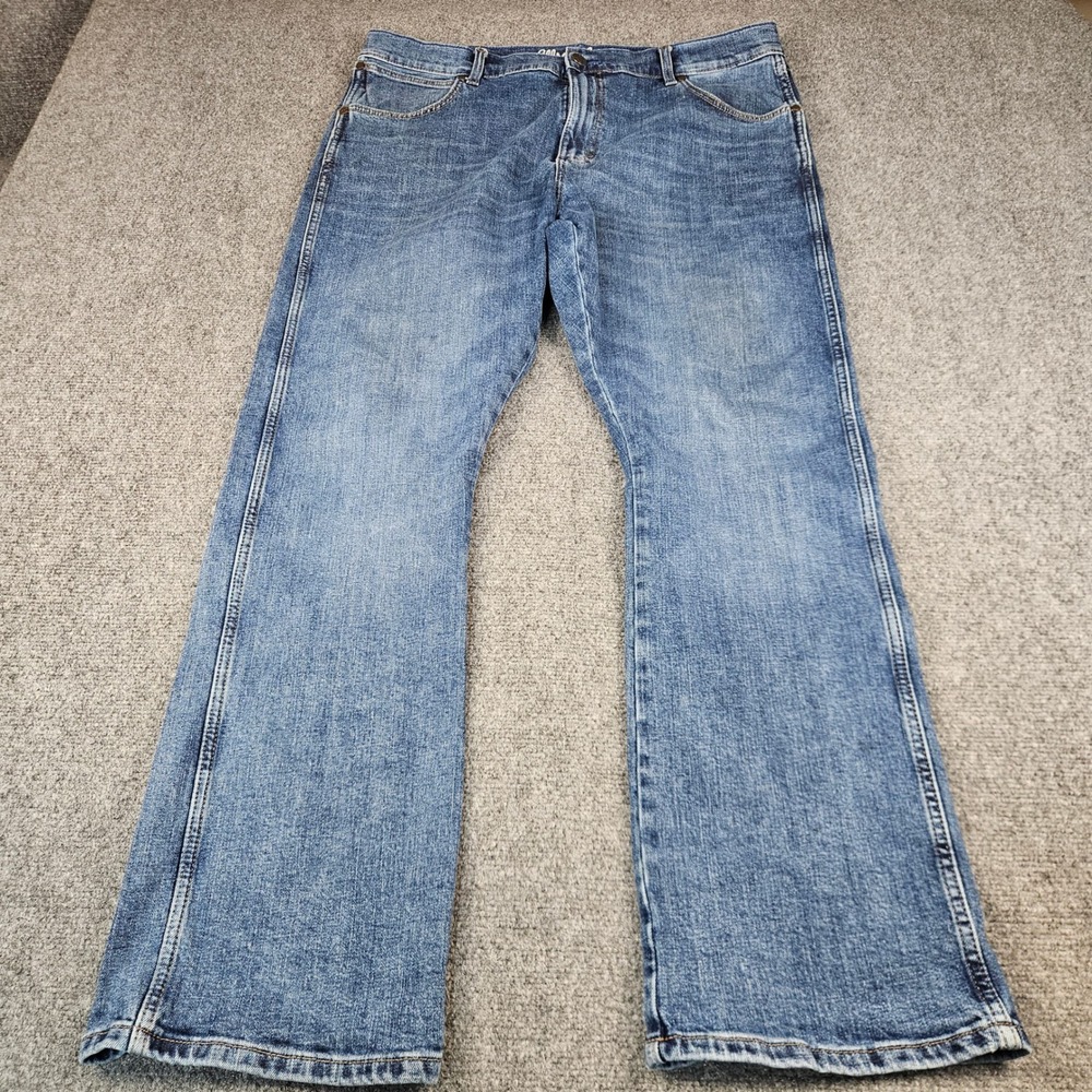 Wrangler Retro Slim Boot Jeans Mens 38x32 Medium Wash Stretch Denim 1077MWZNS